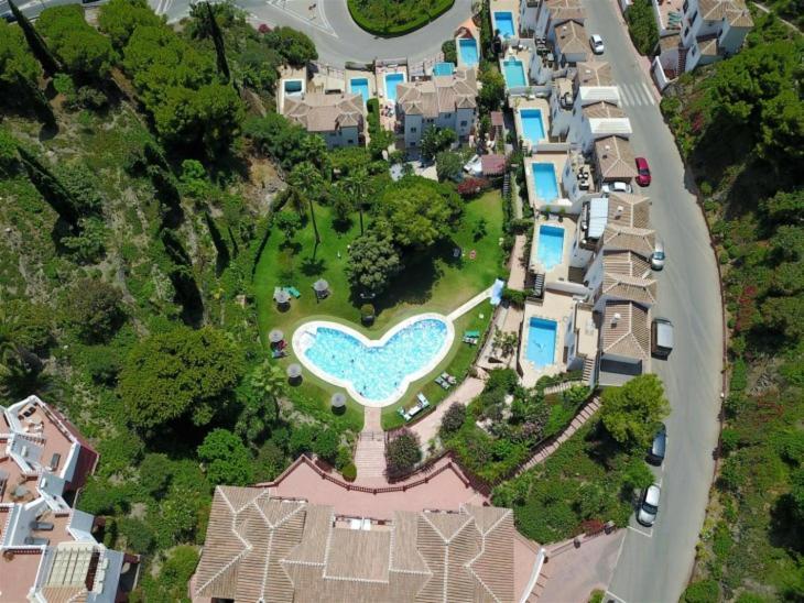 Amazing 2 Bedroom 2 Bathroom In Ladera De Mar, Nerja Apartamento